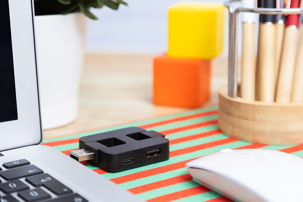 Rahubu újrahasznosított ABS USB hub fekete – Dekormunka – további kép 10