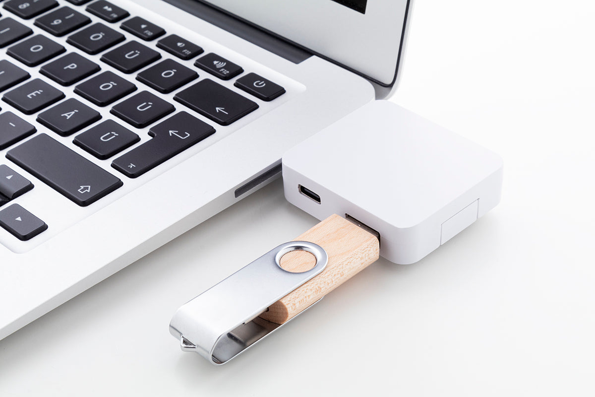 Rahubu újrahasznosított ABS USB hub fehér – Dekormunka – további kép 8