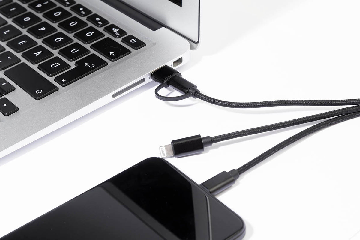 Rafob újrahasznosított alumínium kulcstartós USB töltőkábel fekete – Dekormunka – további kép 2