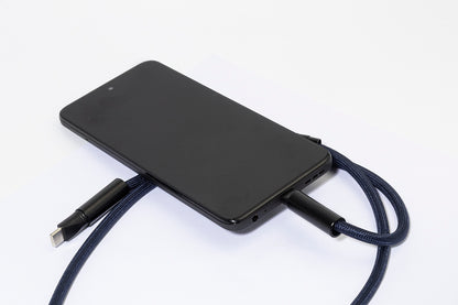 HolCharge 60 W-os RPET mobiltartós nyakpánt kábellel sötét kék – Dekormunka – további kép 3