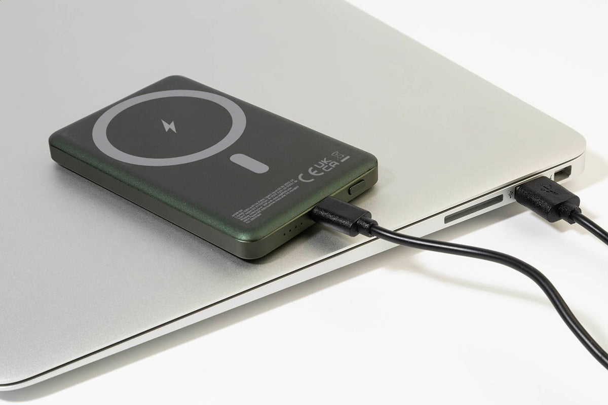 RaluLux újrahasznosított alumínium power bank sötét zöld – Dekormunka – további kép 4