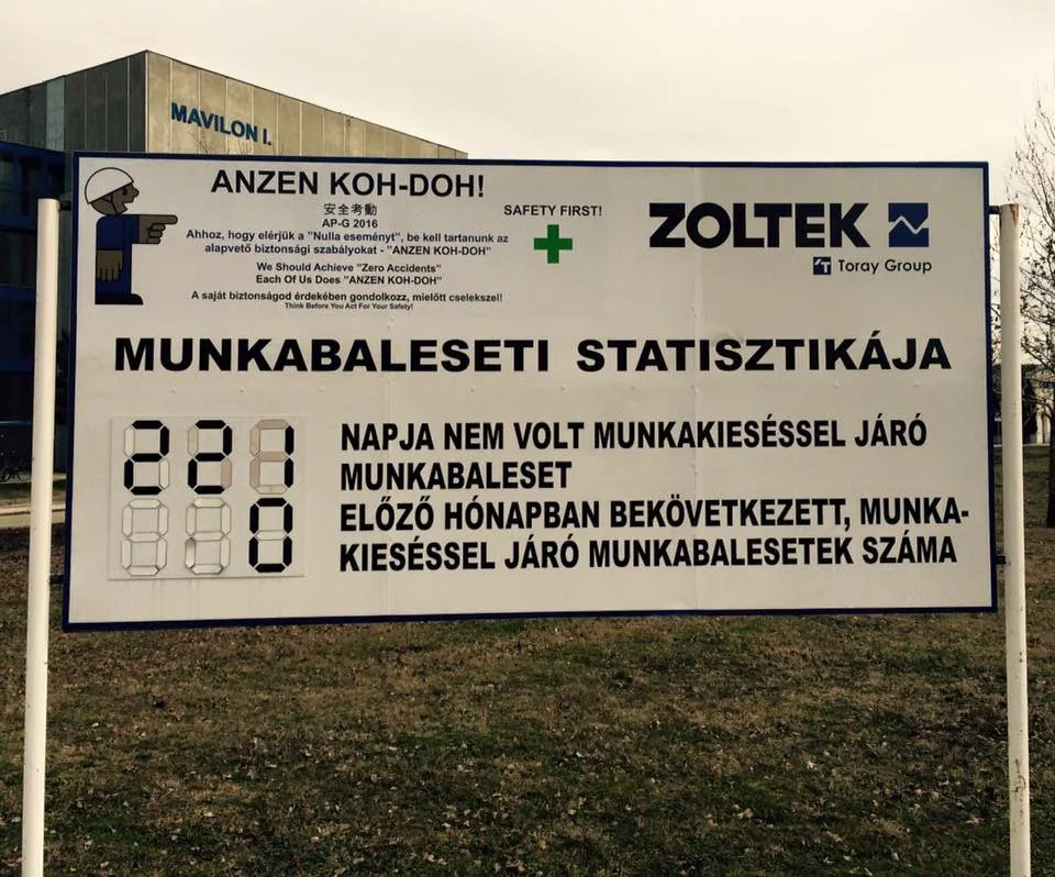Reklámtábla, cégtábla több méretben és alapanyagból